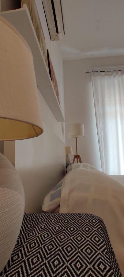 Il Girasole Bb Cagliari Bed and Breakfast Buitenkant foto
